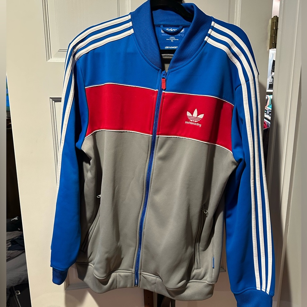 Adidas orignals skateboarding zip up size XL